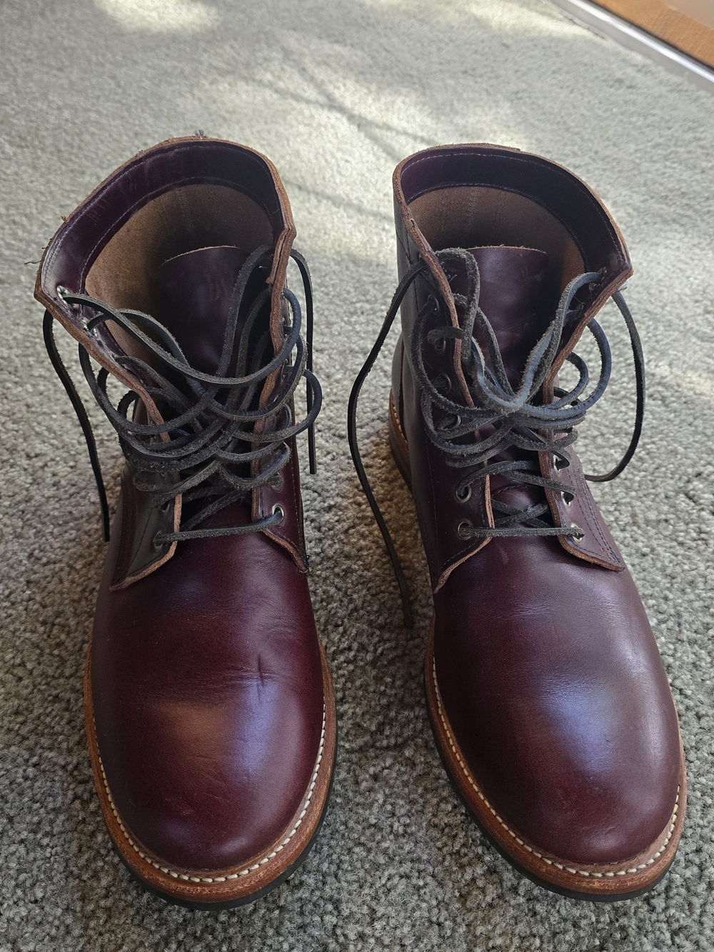 Men's Leather Lace-Up Work Boots in Burgundy
